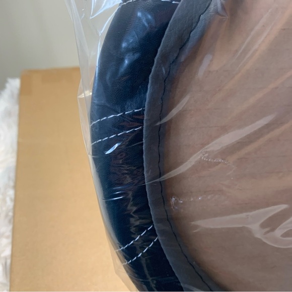 CAR PASS Line Rider Microfiber Leather Sporty Steering Wheel Cover Universal Fit - Picture 6 of 6